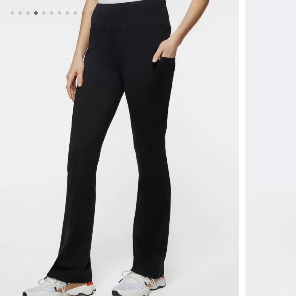 Jaanuu Women's Bootcut Yoga Scrub Pant